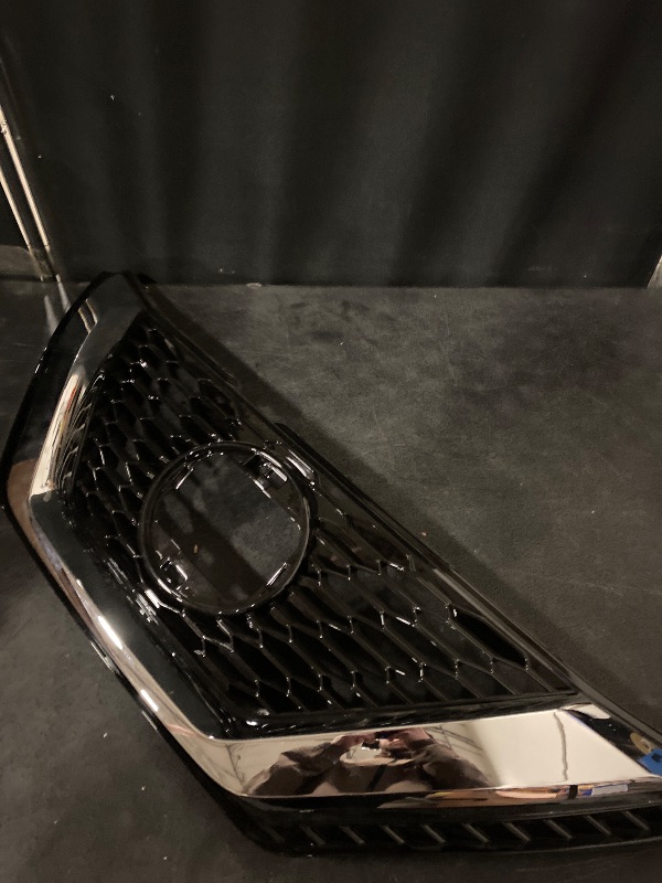 Photo 1 of Front Bumper Upper Grille W/Chrome Molding For 2017-2020 Acura MDX