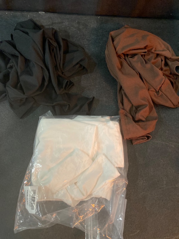 Photo 1 of L Womens 3 Pack Long Sleeve Shirts Fitted Tops Base Layering Tight Thermal Undershirts