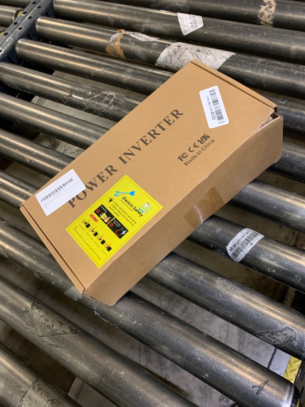 Photo 1 of 1000W Car Inverter 12V to 110V DC to AC Power Inverters for Vehicles with 2 AC Outlets/36W PD USB-C/18W QC USB-A Fast Charging/Cigarette Lighter/LED Display/100A Cables 1000 Watt Inverter