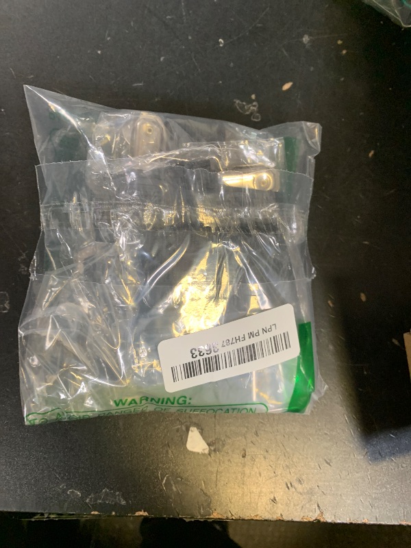 Photo 1 of 10 pcs Adjustable Bed Sheet Straps,Bed Sheet Clips, Elastic Bed Fitted Sheet Holder,Fitted Sheet Straps Clips,Sheet Fastener Suspenders to Hold Sheet ,Mattress Covers,Sofa Cushion,Table Clothing,Black