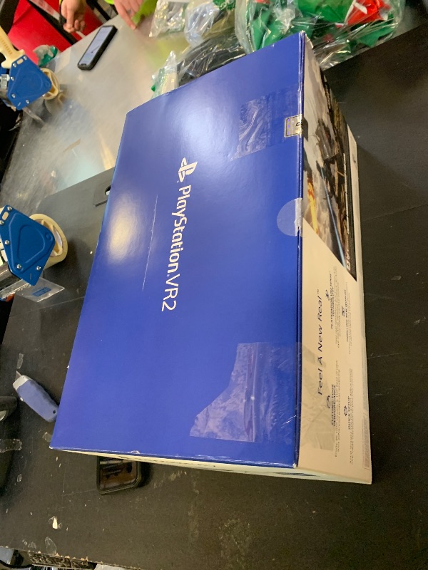 Photo 1 of PlayStation VR2 Horizon Call of The Mountain™ Bundle (PSVR2)