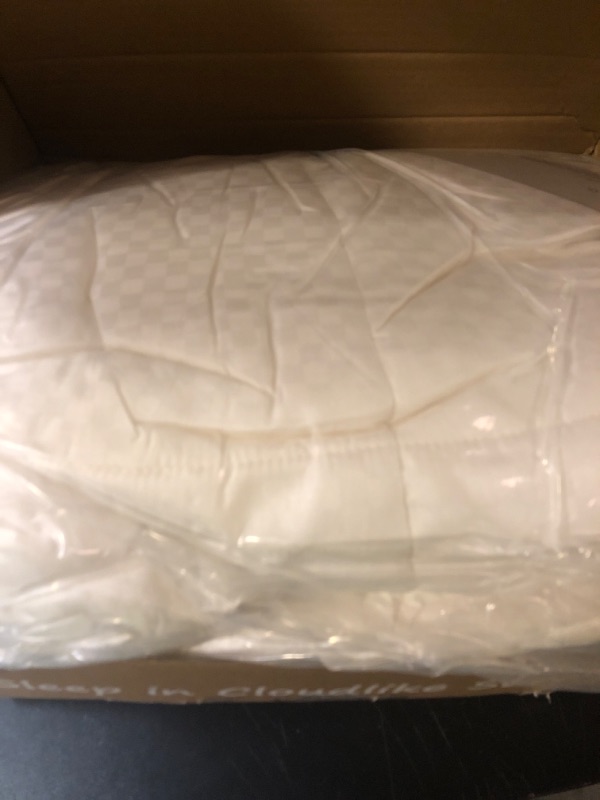 Photo 1 of CUDDLE DREAMS Wool Comforter Duvet Insert, 100% Australian Wool Filling with Soft Noiseless Cotton Shell, Natural Warmth (Heavyweight for Winter, Twin)