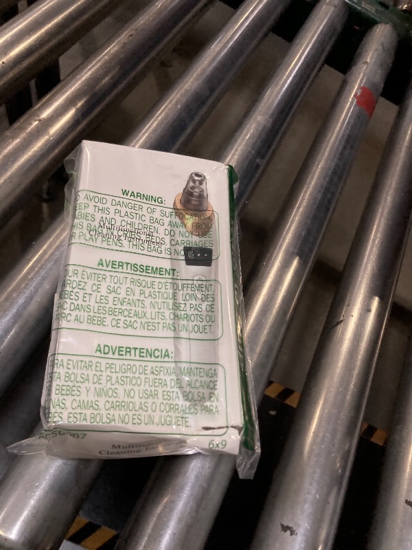 Photo 1 of 2026 Pore Vacuum, USB Rechargeable Blackhead Remover Vacuum,3 Levels Adjustable Pore Vacuum Blackhead Remover, with 5 Suction Power,6 Probes,Face Vacuum Pore Cleanser for Women & Men-White