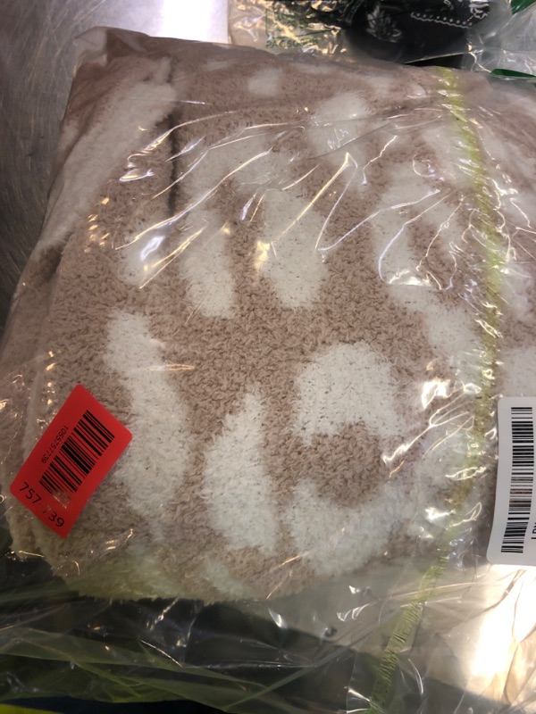 Photo 1 of 100% Polyester Microfiber Fluffy Leopard Knitted Swaddle Blanket Super Soft Cozy Lightweight Thick Blanket for Sofa Crib Nap New Borns Gifts (Baby 30"X40", Cream)