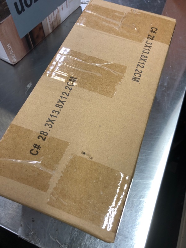 Photo 1 of 100 Pack 5 x 5 inch Clear Plastic Disposable Clamshell Container,Hinged Take Out Clamshell Dessert Container with Lid Takeout Tray Disposable Food Clamshell Containers for Dessert,Cakes,Sandwiches