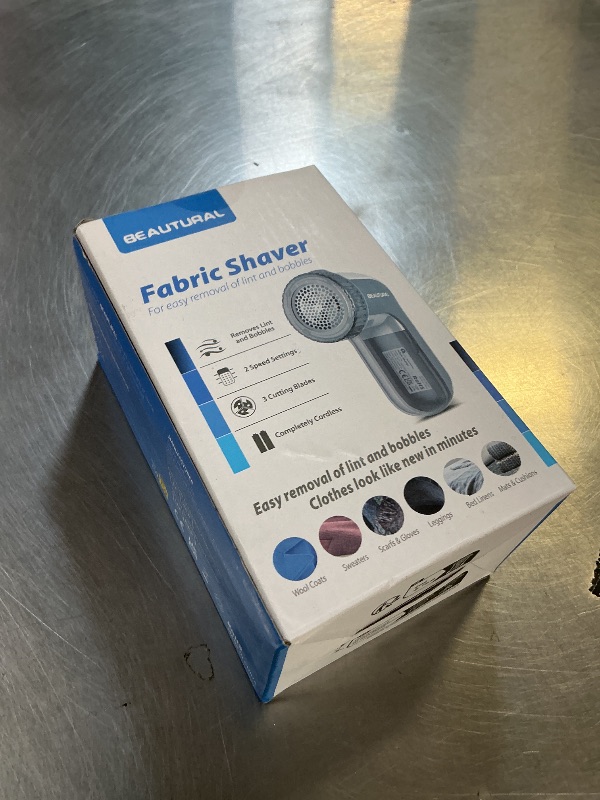 Photo 1 of BEAUTURAL Fabric Shaver and Lint Remover, Sweater Defuzzer with 2-Speeds, 2 Replaceable Stainless Steel Blades, Battery Operated, Remove Clothes Fuzz, Lint Balls, Pills, Bobbles Gray