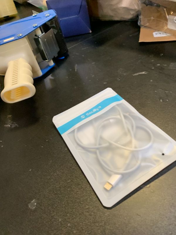 Photo 1 of (Apple MFi Certified) iPhone AUX Cord,Lightning to 1/8 Inch Audio Cable,3.3ft, Headphone Jack Adapter Male Aux Stereo Audio Cable Compatible for iPhone 14/13/12/11/XR/X/8/7 (White)