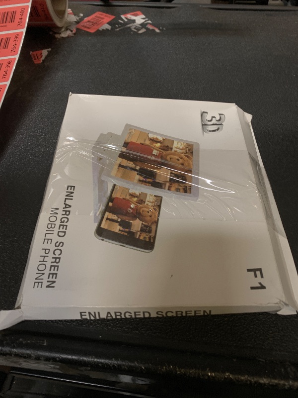 Photo 1 of 10" Big Screen Phone Magnifier, Screen Magnifier for Cell Phone, 3D HD Foldable Design Screen Magnifier Version for Movies, Videos and Gaming (Black)