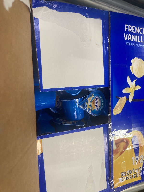 Photo 1 of ***BEST BY JAN 6, 2026***International Delight, French Vanilla, Single-Serve Coffee Creamers, 192 Count (Pack of 1), Shelf Stable Non-Dairy Flavored Coffee Creamer, Great for Home Use, Offices, Parties or Group Events***BEST BY JAN 6, 2026***