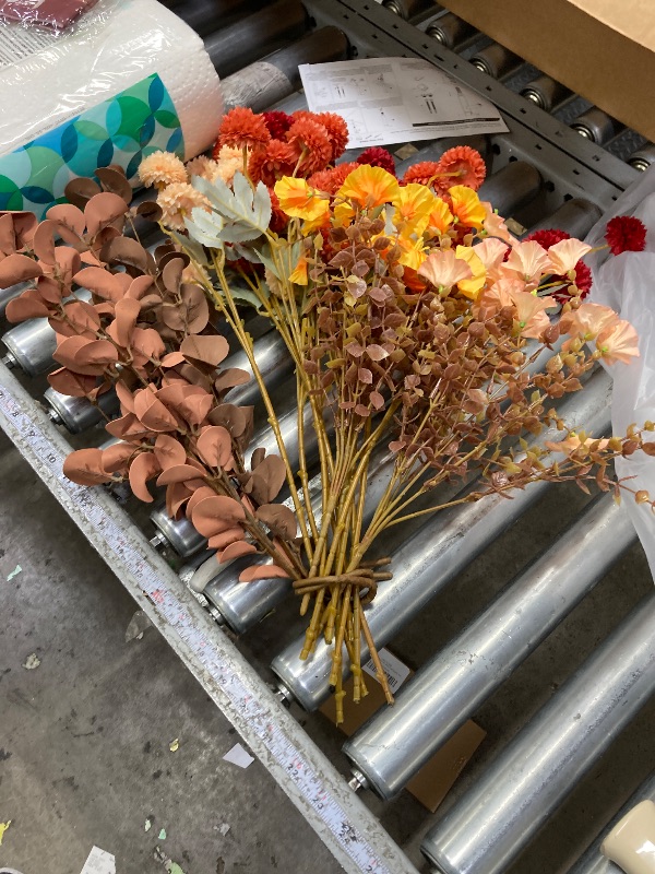 Photo 1 of ****13pcs ;**used *** Faux Kiku Flowers Fall Flowers Artificial for Decoration Burnt Orange Autumn Floral Stems Assorted Silk Mums Balls for Vase Home Decor Arrangement Table