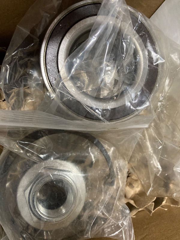 Photo 1 of ***BIG ROUND PIECE IS MISSING***KUSATEC 518510 Front Wheel Bearing and Hub Assembly Compatible with Ford Focus 2000-2011, 4 Lug Bolts***BIG ROUND PIECE IS MISSING***