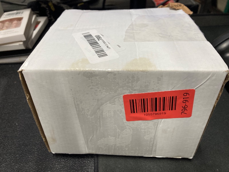 Photo 1 of ***BIG ROUND PIECE IS MISSING***KUSATEC 518510 Front Wheel Bearing and Hub Assembly Compatible with Ford Focus 2000-2011, 4 Lug Bolts***BIG ROUND PIECE IS MISSING***