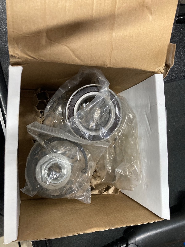 Photo 1 of ***BIG ROUND PIECE IS MISSING***KUSATEC 518510 Front Wheel Bearing and Hub Assembly Compatible with Ford Focus 2000-2011, 4 Lug Bolts***BIG ROUND PIECE IS MISSING***