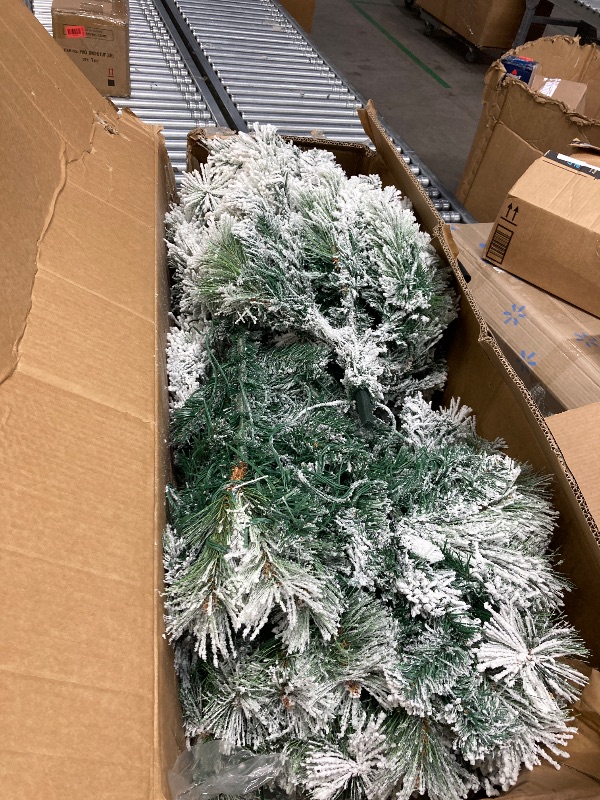 Photo 1 of *The description and photo are for reference only.***Yaheetech 6ft Premium Snow Flocked Artificial Christmas Tree Hinged Pine Full Holiday Xmas Tree for Home Office Party Decoration with 820 Branch Snow Tips and Metal Stand