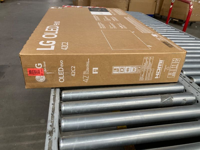 Photo 1 of LG C2 Series 42-Inch Class OLED evo Smart TV OLED42C2PUA, 2022 - AI-Powered 4K TV, Alexa Built-in *** BRAND NEW***