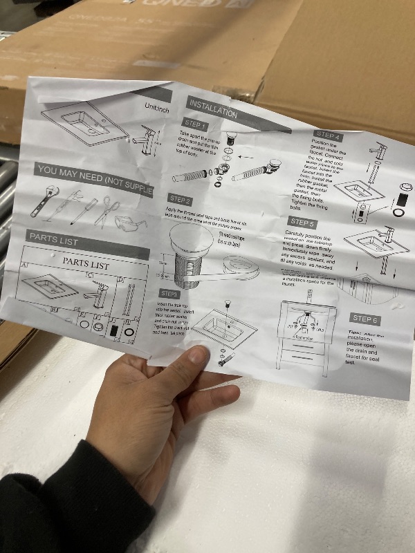 Photo 1 of Bathroom sink