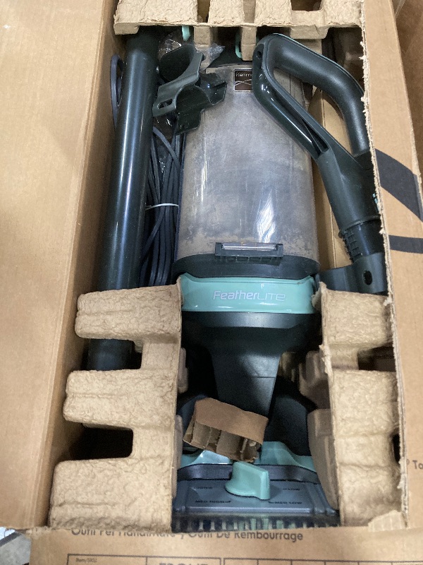 Photo 1 of ***(USED, SOME SCUFFSW/SCRATCHES, DIRT/DUST RESIDUE)*** Kenmore DU1275 Bagless Upright Vacuum Lightweight Carpet Cleaner with 4 Height Adjustment, Hair Eliminator brushroll, Pet HandiMate