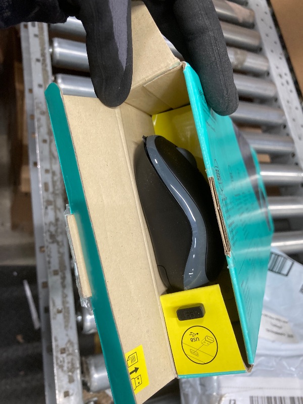 Photo 1 of *Issue with Mouse?* Logitech MK270 Wireless Keyboard and Mouse Combo for Windows, 2.4 GHz, 8 Multimedia Keys, PC, Laptop, Wireless Keyboard Compact Mouse Combo - Black