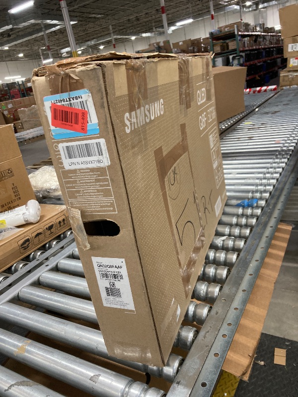 Photo 1 of ***MISSING REMOTE***Samsung - 32” Class Q8F Series QLED 4K UHD SamsungVision AI Smart Tizen TV (2025)