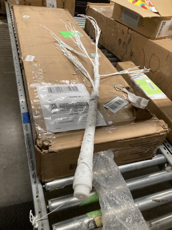 Photo 1 of ***(MISSING PART -SELLING AS PARTS ONLY)***
LIGHTSHARE 6 Feet Birch Tree, 72 LED Lights, Warm White, for Home, Festival, Party, and Christmas Decoration, Indoor and Outdoor Use