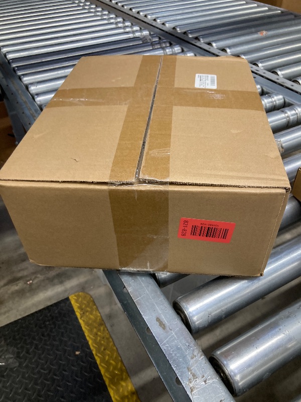 Photo 1 of ***Factory seal***

Fitable White Rectangle Tablecloths for 6 Foot Tables,  Pack - 70 x 108 Inches - Stain Resistant and Washable Table Clothes, Polyester Fabric Table Covers for Wedding, Party, Banquet, Buffect