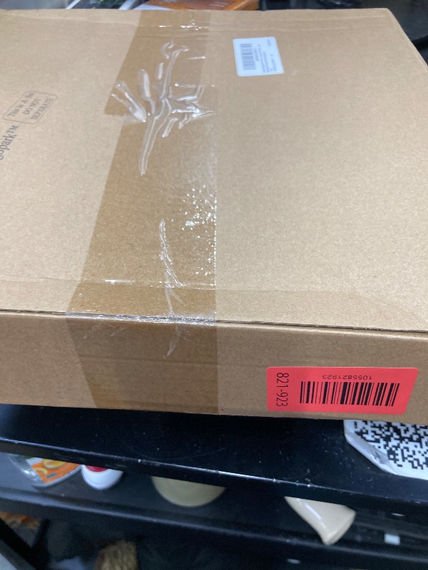 Photo 1 of ***Factory seal***

AmazingSpark 19 Pcs Jungle Safari Party Decorations 12 Inch Jungle Theme Favor Boxes with Burlap Leaf Ribbon and Tropical Palm Leaves for Classroom Woodland Adventure Birthday Baby Shower Decor