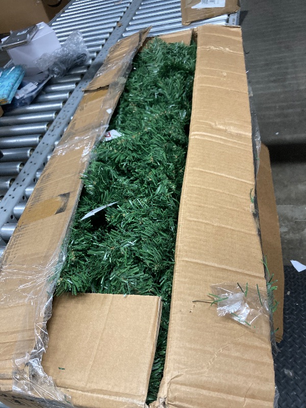 Photo 1 of 
COMHOMA Artificial Green Christmas Tree, 6ft Xmas Pine Tree with 1000 Branch Tips, Indoor Christmas