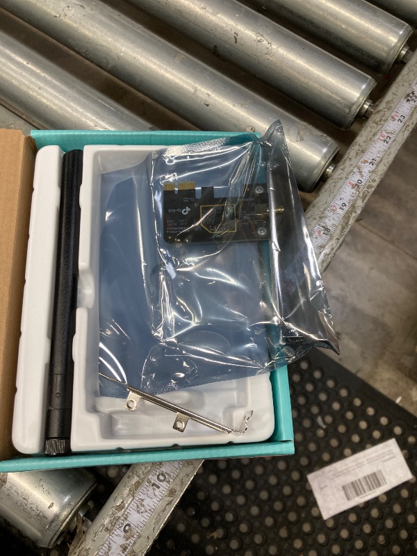 Photo 1 of ***used*** TP-Link PCIe WiFi Card AC600 for Desktop PC, Dual Band Wireless Internal Network Card(Archer T2E) High-Gain Antenna, MU-MIMO, WPA3, Low Profile, Supports Windows 10/11