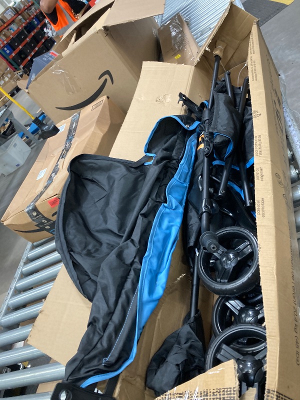 Photo 1 of * It is used, it is missing a part and it is not known if it works because it is in disrepair.* Ingenuity 3D Mini Convenience Stroller – Lightweight Stroller with Compact Fold, Multi-Position Recline, Canopy with Pop Out Sun Visor – Umbrella Stroller for 