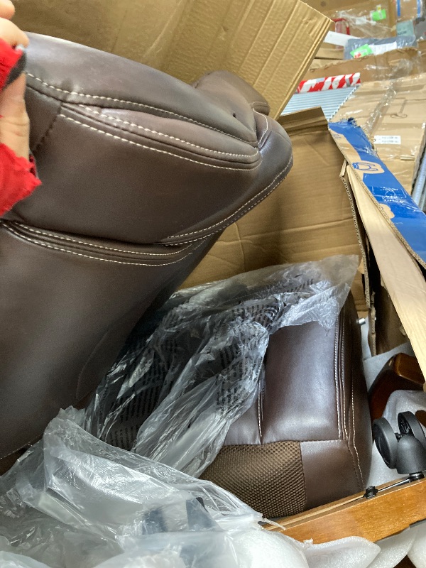Photo 1 of ****It is used, it lacks feet, I don't know if it works 100%***La-Z-Boy Delano Big & Tall Executive Office Chair, Ergonomic Mid-Back Body Pillow Lumbar Support, ComfortCore Memory Foam Cushion, Mahogany Wood Arms & Swivel Base, Bonded Leather, Chestnut Br
