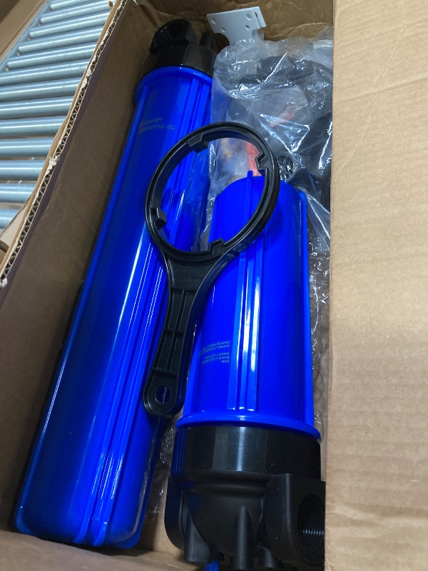 Photo 1 of ****It is used, it is missing a part, it is not known if it works 100%.**Geekpure 20 Inch Whole House Water Filter Housing-1"NPT Bras Port -Fit 4.5"x 20" Filter (2)