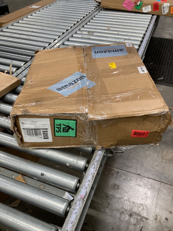 Photo 1 of ***It is used, it is missing parts and it is not known if it works at 100%.***4WD Front Driver & Passenger Side Lower Control Arms w/Ball Suspension Kits Joints for Chevy GMC Cadillac Silverado Sierra Yukon XL Savana 1500 Tahoe Escalade 2002-2006