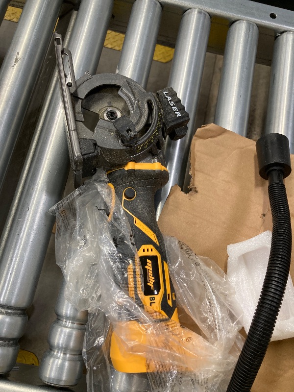Photo 1 of   ( VERY USED)    Mellif Mini Circular Saw, Cordless Tile Saw Compatible with DeWalt 20V MAX Battery, 3200RPM, 3 Blades 3-1/2", Max Cutting Depth 1-2/11'', Laser Guide for Wood, Plastic, Soft Metal (Tool Only)