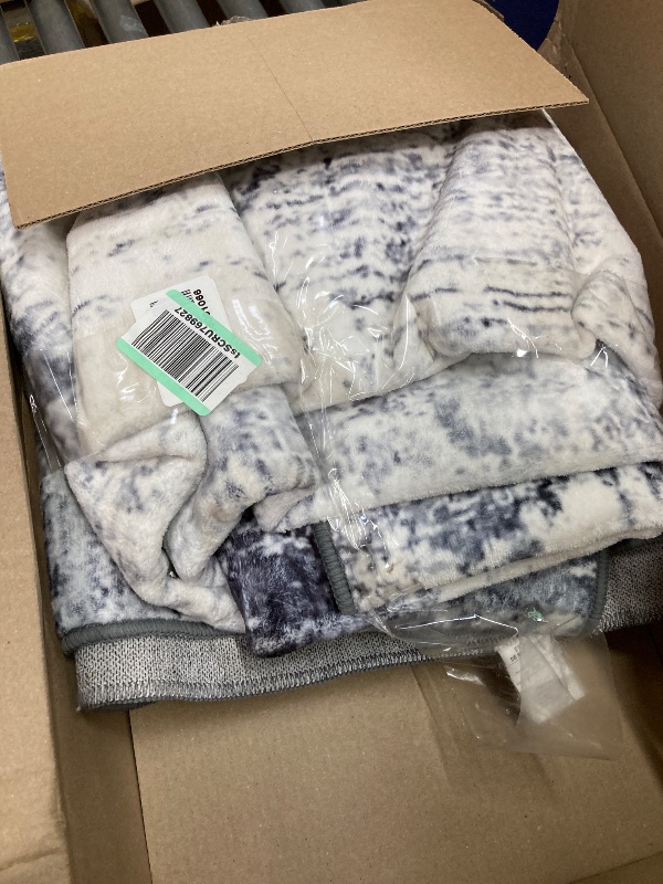 Photo 1 of *Dirty* Area Rug 4x6 Grey Rug Washable Boho Rugs Non Slip Low Pile Abstract Small Carpet for Entryway, Bedroom, Kitchen, Classroom, Kids Room, Office, Dorm, Dining Room Gray