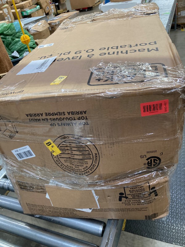 Photo 1 of ****used + minor damage *** BLACK+DECKER 0.9 Cu. Ft. Portable Washer, 6.6 lb. Capacity Washing Machine for Homes & Apartments, 5 Wash Cycles, Quick Connect Sink Adapter and Drain Hose Included, Transparent Lid, BPWM09W, White