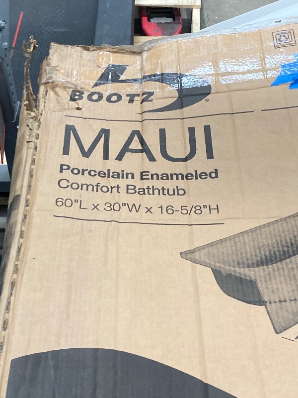 Photo 1 of ***used + minor damage***Maui porcelain enameled comfort bathtub