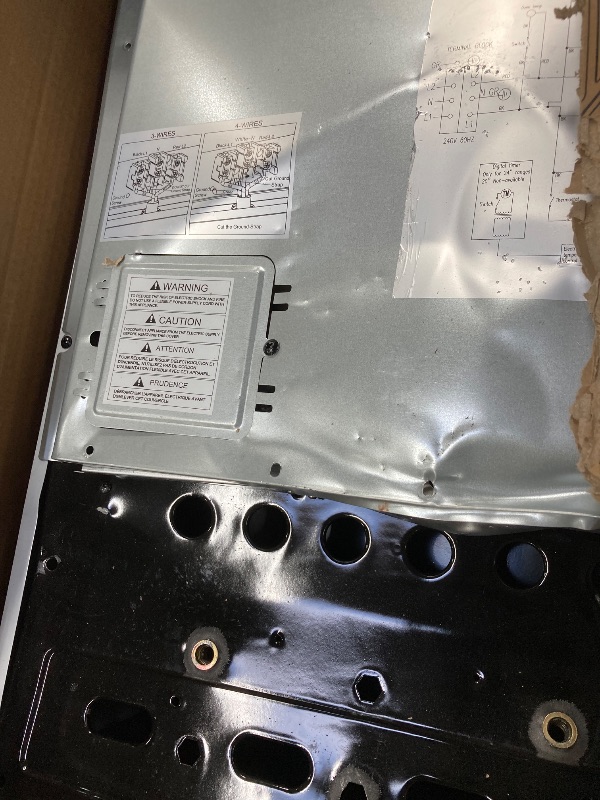 Photo 1 of ***DAMAGED, DENTED / BENT SOME SCUFFS/SCRATCHES*** 
Avanti ERU200P0W Electric Range Oven Compact Design, 2.1-Cu.Ft. Capacity with 4 Coil Burners, Framed Glass Door, Storage Drawer and Broiler with Pan, 20-Inch, White  