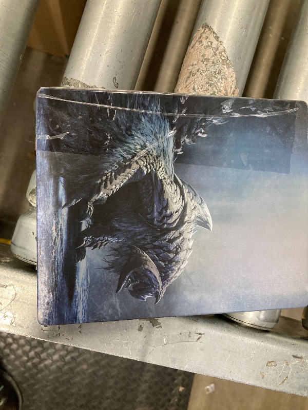 Photo 1 of **CASE IS CRACKED**Monster Hunter Wilds Steel Book Edition - PlayStation 5