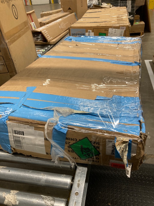 Photo 1 of ****used*****CoolHut Walking Pad, Under Desk Treadmill, 4-in-1 Home/Office Treadmill, Compact and Portable Foldable Treadmill, No Installation, Low Noise, LED Display,300 lb. Capacity with Remote Control*
