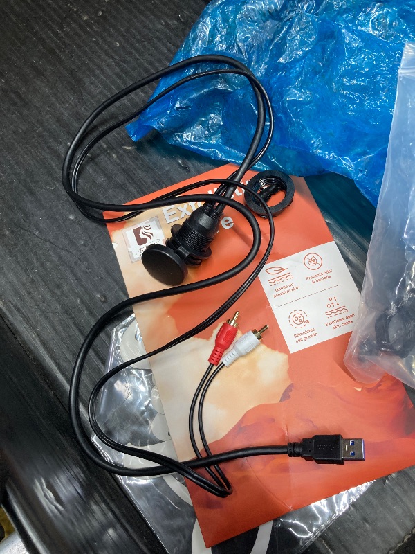 Photo 1 of  Car Dash Mount Installation USB 