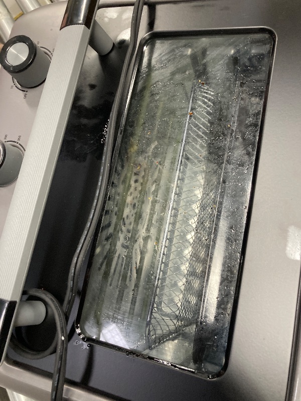 Photo 1 of ***it was used *****19QT Air Fryer Toaster Oven with Convection, 5-in-1 Countertop Cooker, Visible Window, Oil Free, 1500W, Black
