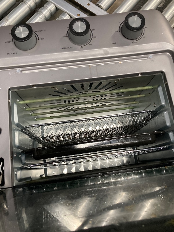 Photo 1 of ***it was used *****19QT Air Fryer Toaster Oven with Convection, 5-in-1 Countertop Cooker, Visible Window, Oil Free, 1500W, Black
