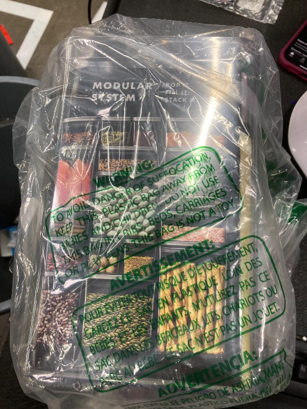 Photo 1 of ***MISSING LID TOP*** SELLING AS IS
OXO Steel POP Container Big Medium Square - 4.4 Qt for Flour, Sugar and More, Grey