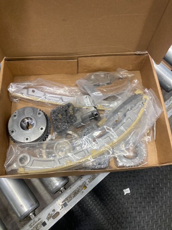 Photo 1 of ****Parts only****

Engine Timing Chain Kit with Camshaft Adjuster Compatible with 2008-2015 Honda Civic Crosstour CR-V Accord, Acura ILX TSX 2.4L, Timing Chain Set with Guide Rail & Sprocket & Tensioner VVT Gear