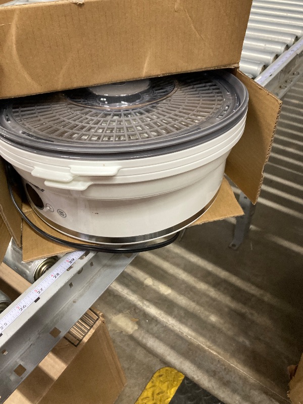 Photo 1 of **PARTS ONLY/DOES NOT POWER ON***Elite Gourmet EFD329WD Digital Food Dehydrator with 5 BPA Free SlimStore™ Collapsible Trays for Compact Storage, Adjustable Timer and Temperature Controls, Jerky, Herbs, Fruit, Veggies, Snacks, White