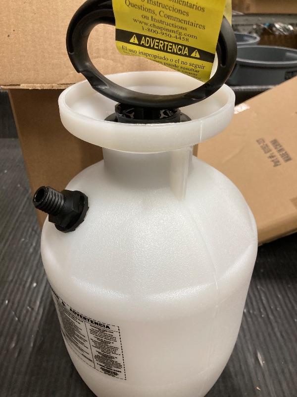 Photo 1 of ***MISSING PARTS***
Chapin 20004 Pump Sprayer, 1 Gallon, Lawn and Garden, Hand Pressurized, Anti-Clog Filter, Adjustable Spray Nozzle, Spraying Plants, Watering, Weeds, Fertilizer and Pests, Translucent