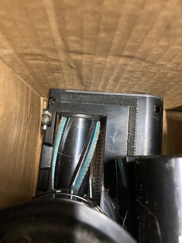 Photo 1 of ** IT'S VERY DIRTY***
Rayfurn Cordless Vacuum Cleaner 40KPa/50Mins Lightweight Stick Vacuum with Brushless Motor, LED Display, Self-Standing