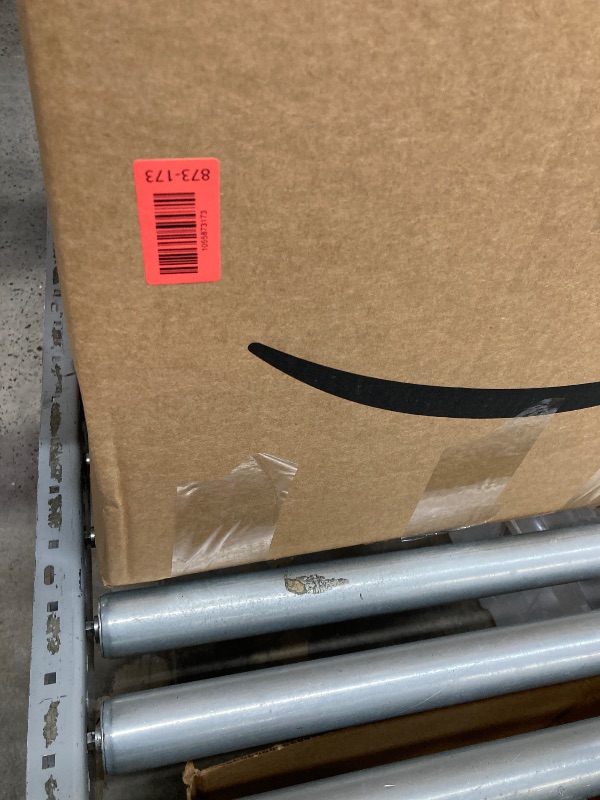 Photo 1 of ********no return no refund ***Box Size: Approx. 40” x 22” x 16” | Why bid on one item when you can score a mix of unique finds in one go? Packed with an estimated 80-120 items, this medium box offers the same kind of inventory you'd find listed individua