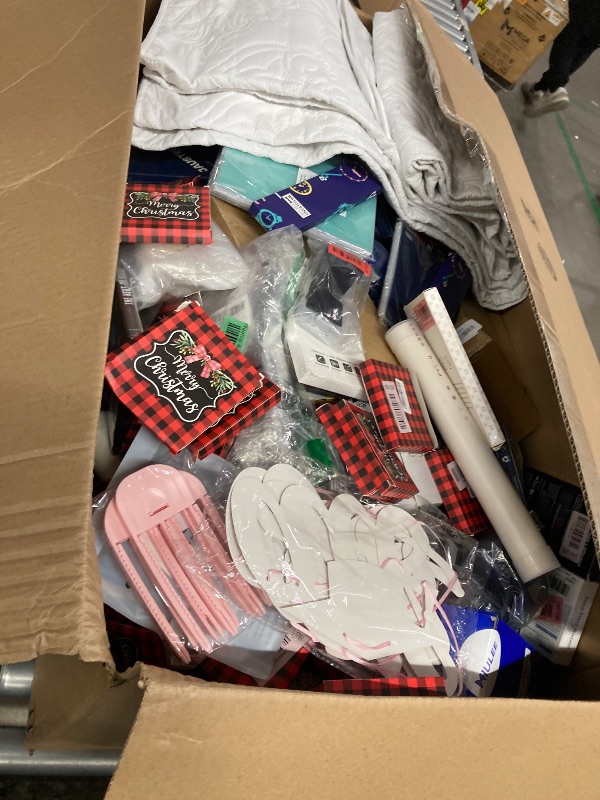 Photo 1 of ********no return no refund ***Box Size: Approx. 40” x 22” x 16” | Why bid on one item when you can score a mix of unique finds in one go? Packed with an estimated 80-120 items, this medium box offers the same kind of inventory you'd find listed individua