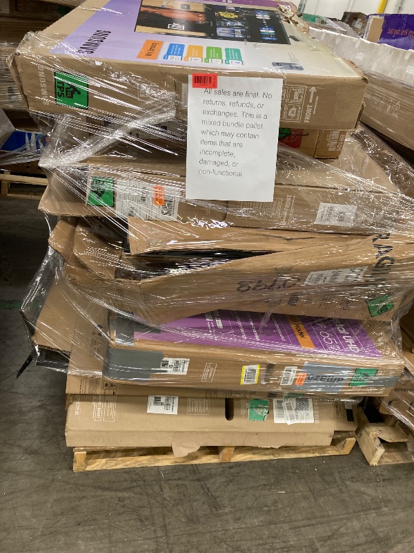 Photo 1 of ********No returns***No refund*******TV pallet doesn't work, only for parts of different brands and sizes. Some turn on, others don't. Broken screens, possibly missing cables and remote control. Returns not accepted. Final sale, approximate retail price o